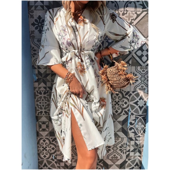 Bellanblue Dresses & Skirts - Boho Floral Print Ruffle Sleeve Vacation Dress